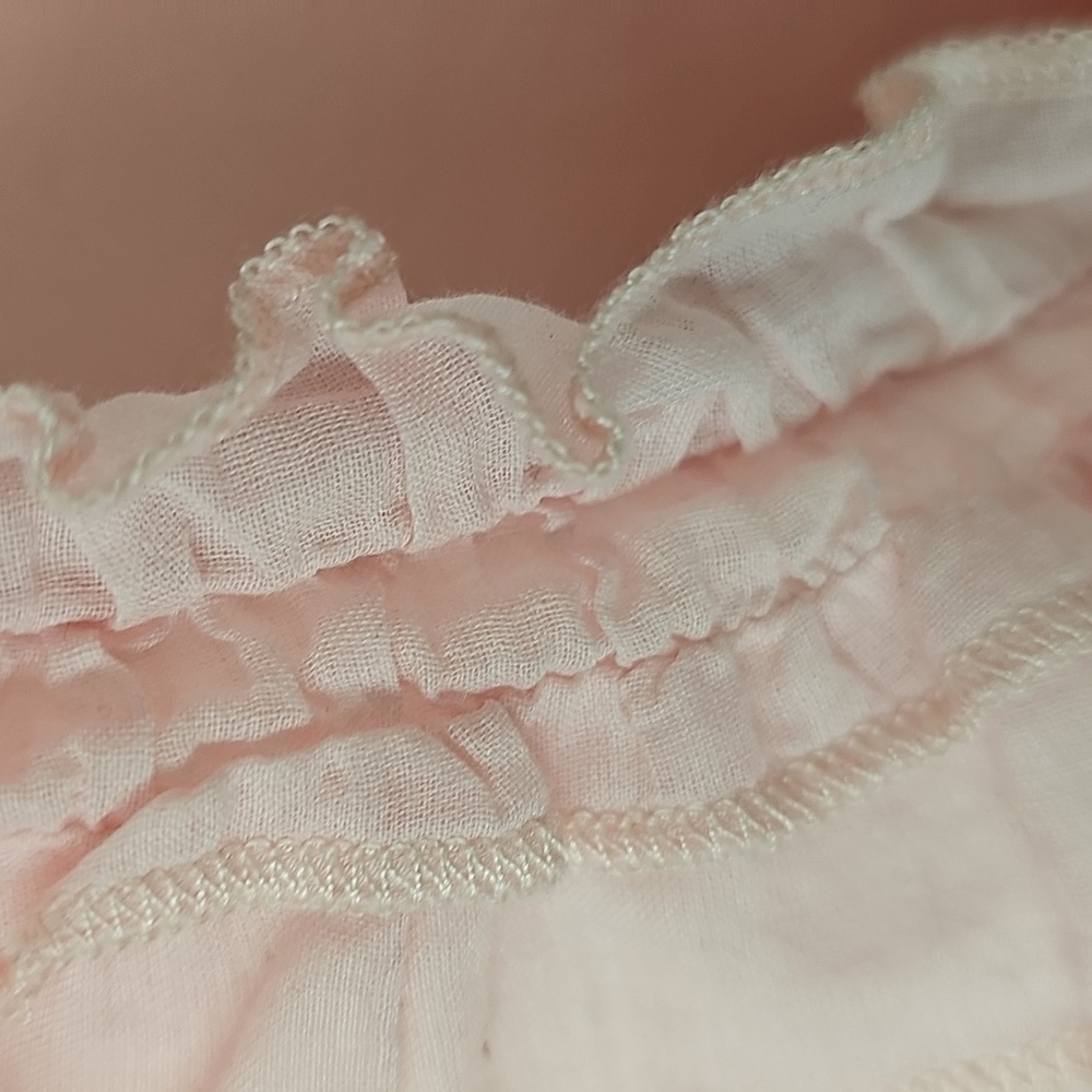 LRL Soft Pink Top w Dainty Ruffled Vneckline Classic Feminine Peasant Fairy - Picture 4 of 13